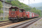 OeBB (ex FFS) Em 3/3 18832 e Em 3/3 18829, DSF (ex SOB) Re 456 095-9 e Re 456 094-2, FFS Re 4/4 II 11118, 11115, 11147 e 11139
